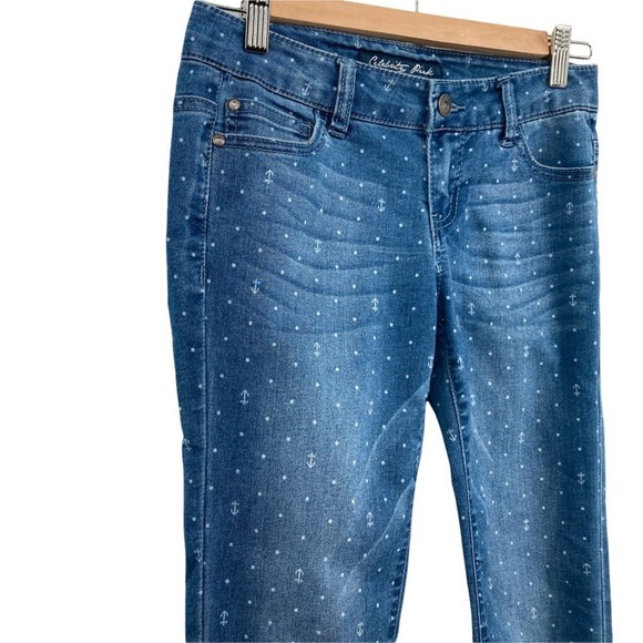 Celebrity Pink Anchor Print Ankle Jeans - Picture 2 of 9